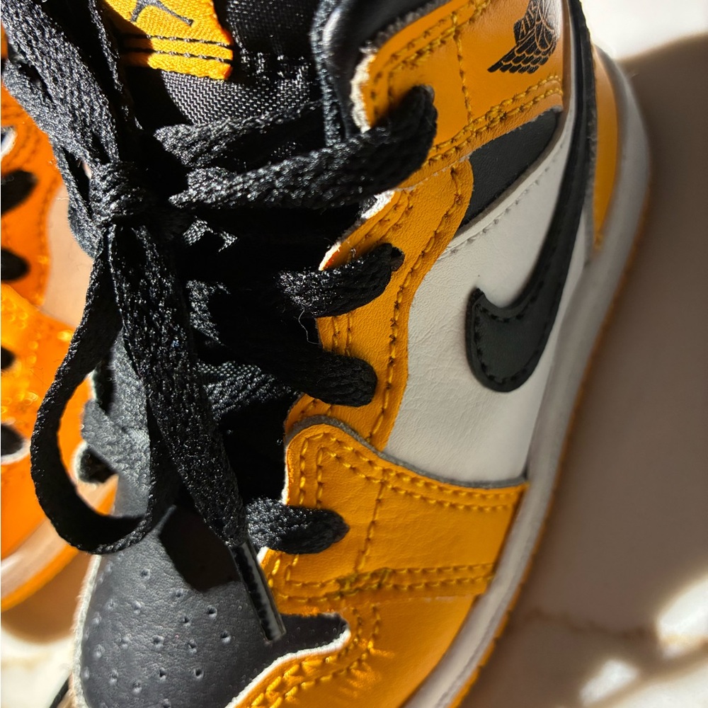Jordan Kids' Black and Yellow Sneakers - Picture 4 of 6